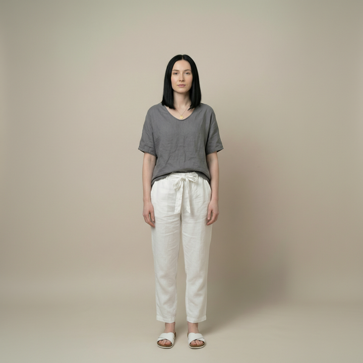 CLARA | ESSENTIAL V-NECK TOP